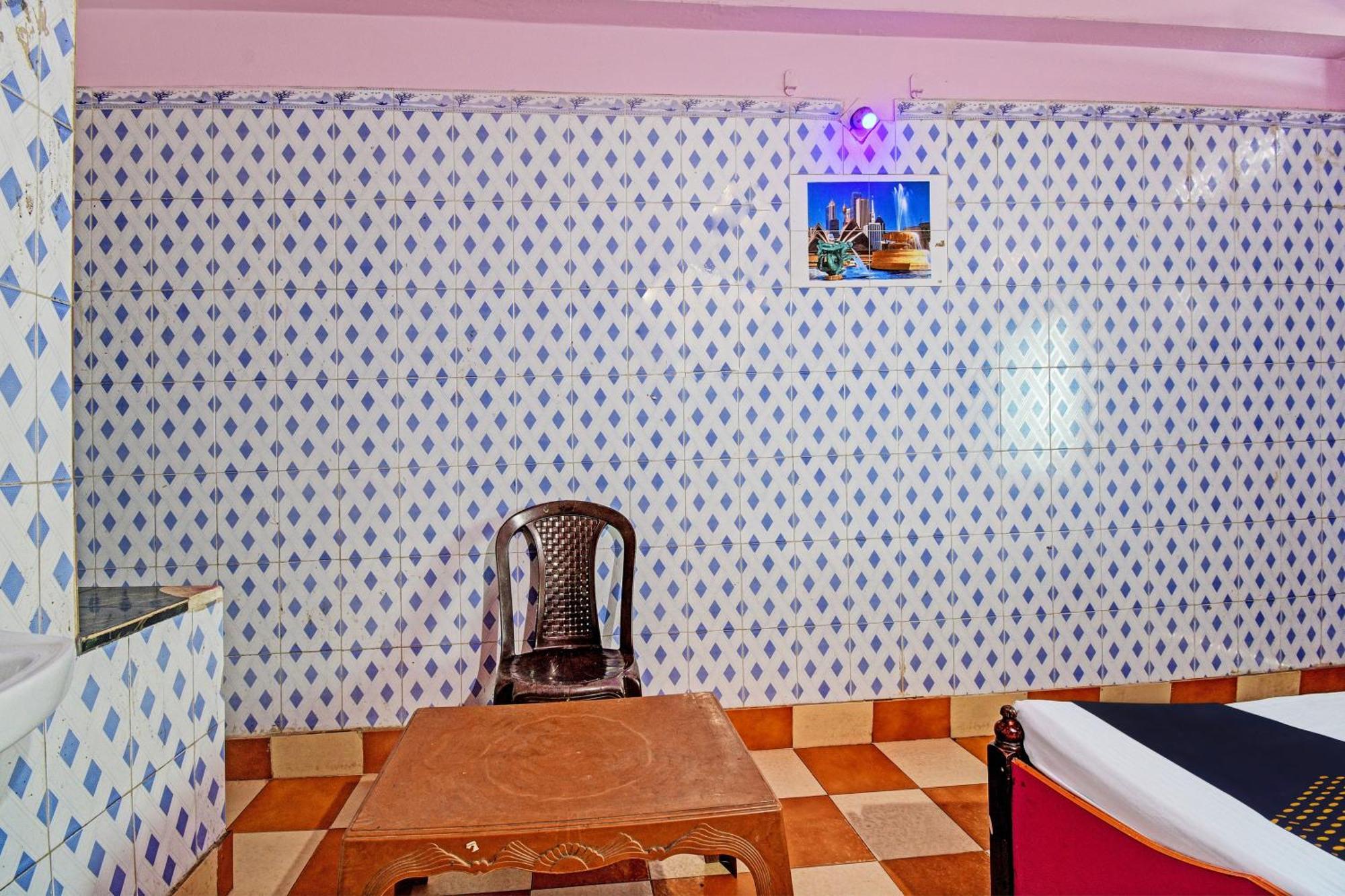 Hotel O Sri Ram Guest House Puri Buitenkant foto