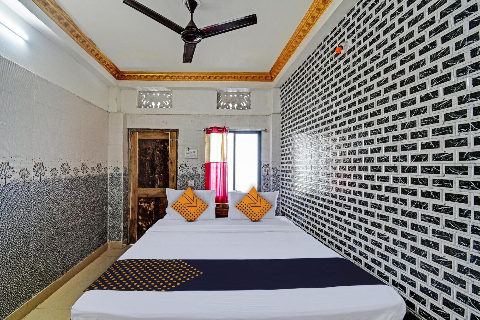 Hotel O Sri Ram Guest House Puri Buitenkant foto
